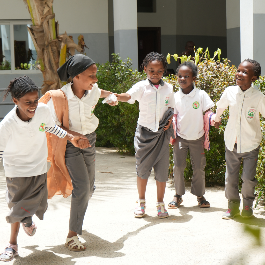 La vie à Kambal — vie scolaire au Groupe Scolaire Kambal
