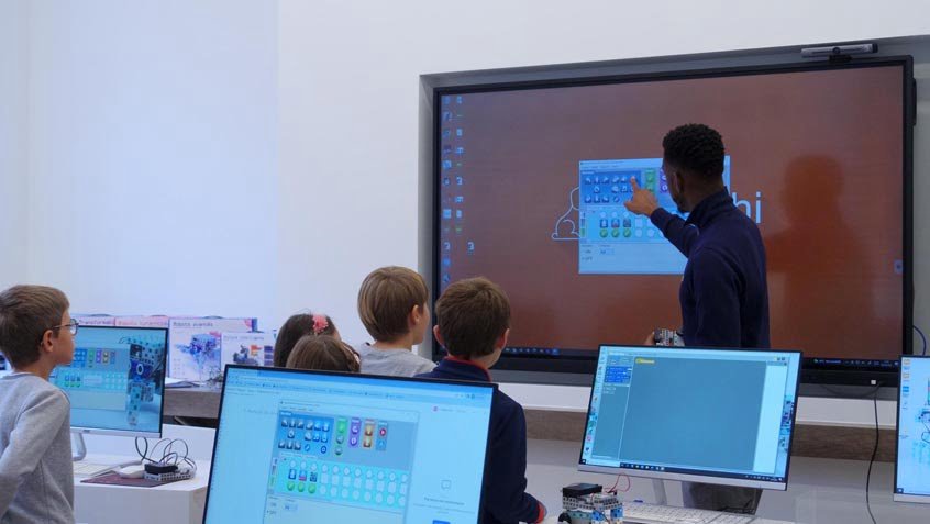 tableau-numerique-interactif-enseignement Le nouveau E-Mucem ouvre ses portes